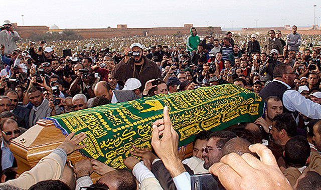 Hundreds of thousands mourn the Imam of Renewal